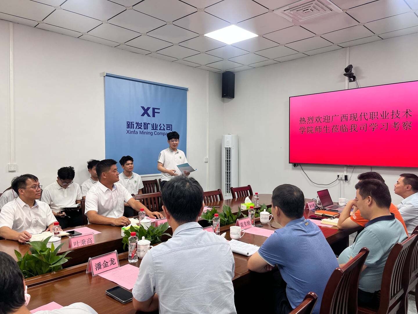 3c5728a6509d44a889c5d11da83b96ad.jpeg